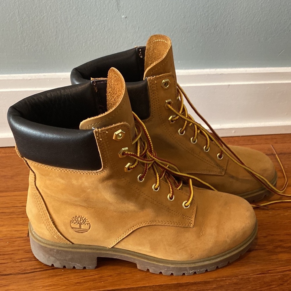 Timberland waterproof hiking boots - BARELY WORN